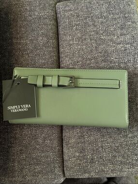 Simply Vera Vera Wang Sage Green Buckle Wallet
